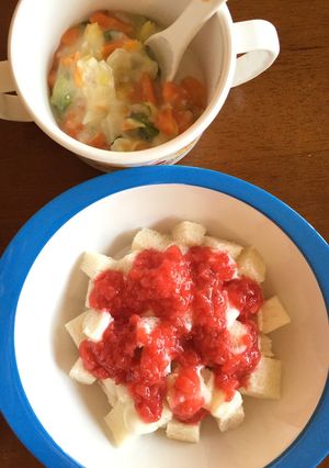 離乳食後期(11か月)☆いちごソースパン-レシピのメイン写真