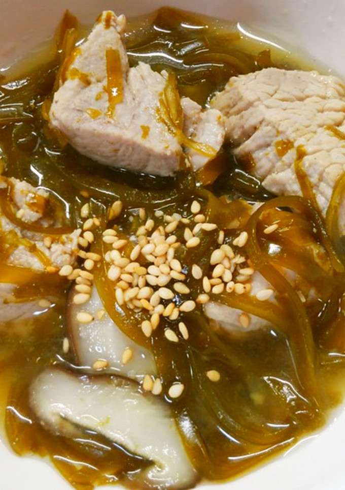 簡単♪副菜＊ﾟ豚肉と切り昆布の白だし煮-レシピのメイン写真