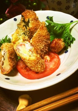 少量の豚肉でカレー味♪りんご巻きフライ-レシピのメイン写真