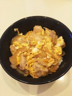 シンプルで、美味しぃ親子丼♪カツ丼でも-レシピのメイン写真
