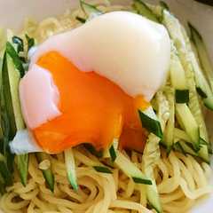 A picture of 温泉卵de簡単♪冷やし中華.