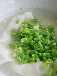 ネギたっぷり!水餃子のみぞれ鍋風スープ-レシピのメイン写真
