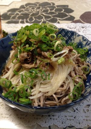 ランチにスタミナ肉そば-レシピのメイン写真