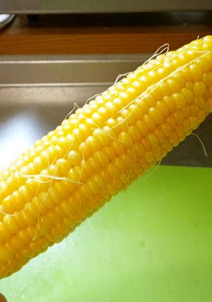 最速のレンジで蒸しトウモロコシ-レシピのメイン写真