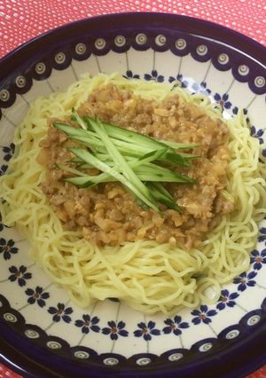 ジャージャー麺【柏市学校給食】-レシピのメイン写真