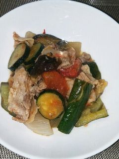 キュウリと豚肉のトマト炒め-レシピのメイン写真