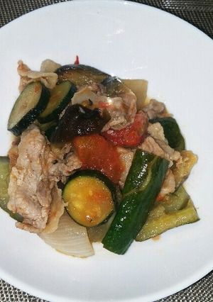 キュウリと豚肉のトマト炒め-レシピのメイン写真