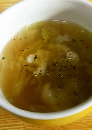 【簡単】カリフラワーとレタスのスープ-レシピのメイン写真