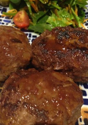 ユキちゃんの味：ハンバーグ-レシピのメイン写真