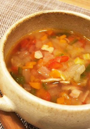 子どもも大好き☆たっぷり彩り野菜のスープ-レシピのメイン写真