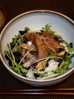 さっぱり胡麻アジ丼♪-レシピのメイン写真