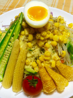 夏の冷やしコーンサラダ混ぜそば-レシピのメイン写真