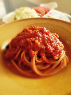 いつもと違う!コクありトマトソースパスタ-レシピのメイン写真