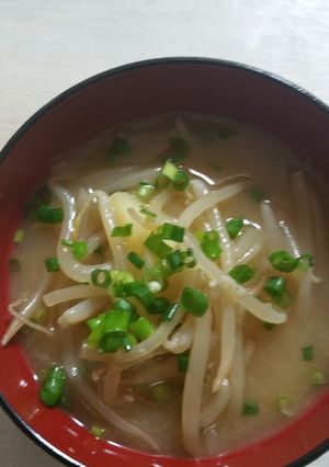 娘の好きなもやしの味噌汁♬-レシピのメイン写真