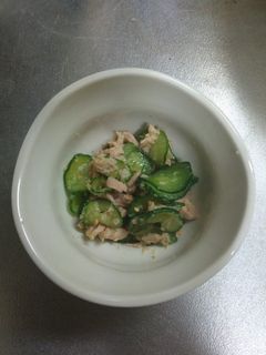 夏にピッタリ♪ツナと胡瓜のごま和え-レシピのメイン写真