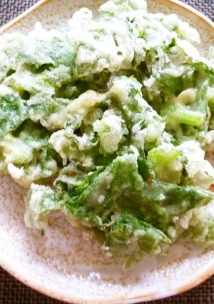 投げるのもったいない！セロリの葉の天ぷら-レシピのメイン写真