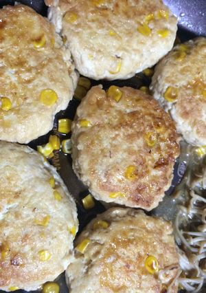 鶏ミンチと豆腐の煮込みハンバーグ-レシピのメイン写真