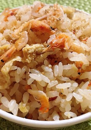 塩麹使って♪桜海老と生姜の炊き込みご飯-レシピのメイン写真
