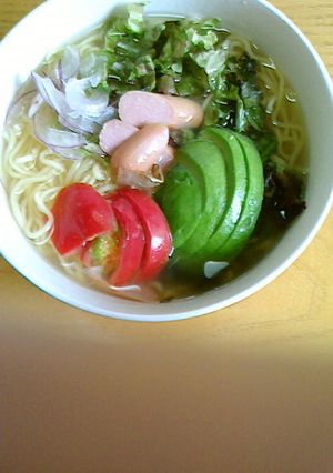 アボカドサラダラーメン-レシピのメイン写真