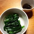 材料1つ。ニラ×オイスターソース×ごま油