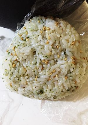 青のりチーズ鰹節おにぎり離乳食幼児食にも-レシピのメイン写真