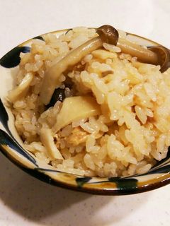 ツナ缶まるごと!楽チン炊き込みご飯☆-レシピのメイン写真