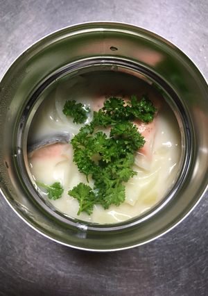 フードコンテナーで鮭のシチュー-レシピのメイン写真