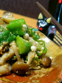 オクラとしめじの胡麻和え♪-レシピのメイン写真