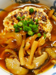 インゲン入り豆腐ハンバーグ!きのこソース-レシピのメイン写真