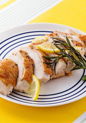 フライパンでやわらか鶏むねローストチキン-レシピのメイン写真