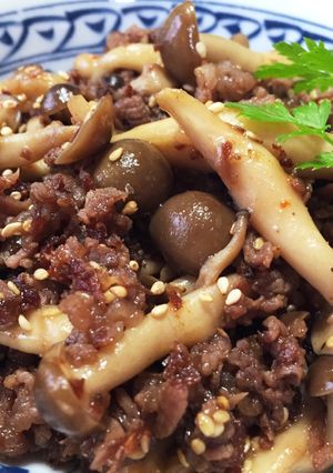 パパッと出来る！牛肉とシメジのしぐれ煮♫-レシピのメイン写真