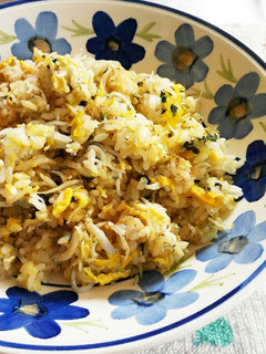 余ったワカメご飯をチャーハンに♪-レシピのメイン写真