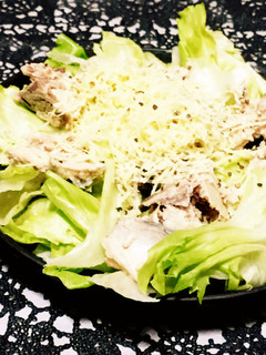 鯖缶とレタスのチーズたっぷりサラダ-レシピのメイン写真