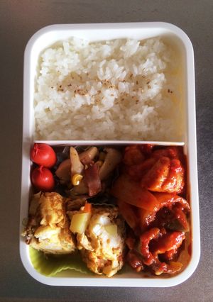 毎日男弁当⁂鶏のトマト煮弁当-レシピのメイン写真