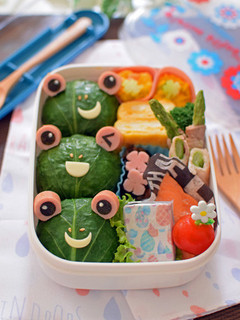 【キャラ弁】カエルのおにぎり弁当-レシピのメイン写真