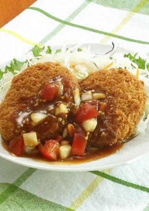 コロッケに♥トマトとオニオンのソース-レシピのメイン写真