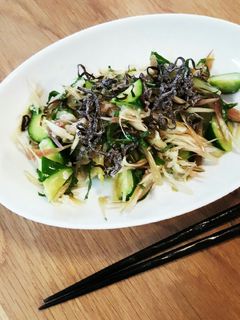 簡単おつまみ ミョウガと大葉ときゅうり-レシピのメイン写真