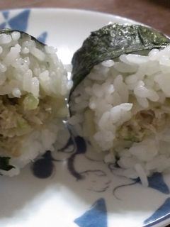 残った餃子の王将「生餃子」使用おにぎり-レシピのメイン写真