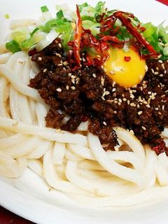 簡単!台湾混ぜそば風うどん-レシピのメイン写真