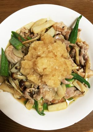 豚肉ネバネバ炒めおろしポン酢のせ-レシピのメイン写真