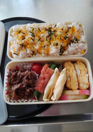 前夜、今夜の材料使い回し弁当-レシピのメイン写真