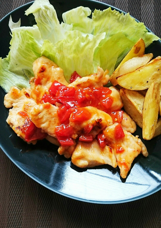 簡単節約☆鶏胸肉のトマト塩だれ炒め。-レシピのメイン写真