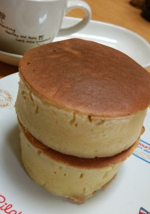カフェ風♪分厚いフワフワホットケーキ-レシピのメイン写真