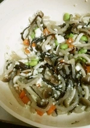 【減塩】だし香る炒り豆腐風蒟蒻炒め-レシピのメイン写真