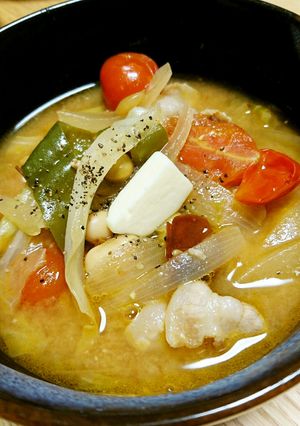 プチトマト入り不思議なバター豚汁-レシピのメイン写真