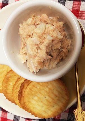 *クラッカーのおともにツナディップ*-レシピのメイン写真