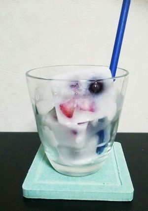 カルピス牛乳キューブアイス-レシピのメイン写真