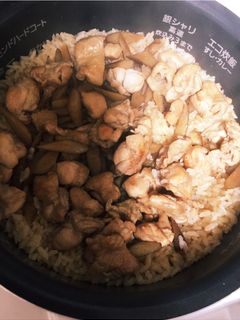 *鶏とごぼうの炊き込みご飯-レシピのメイン写真