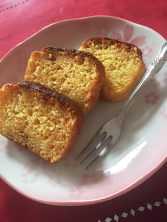 はちみつ入りカステラ風パウンドケーキ-レシピのメイン写真