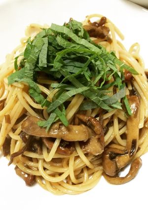 でっかいナメコと塩昆布のパスタ-レシピのメイン写真